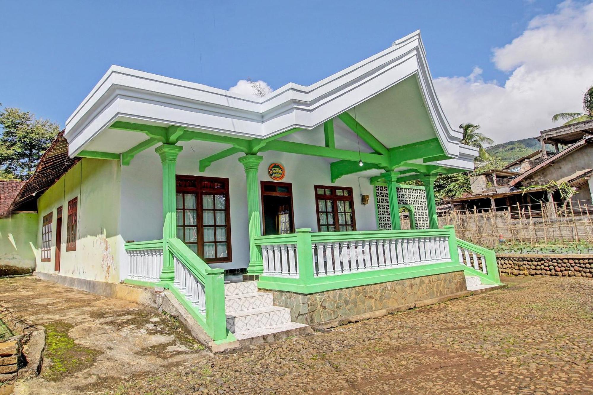 Spot On 91214 Desa Wisata Pandean Hotel Trenggalek Exterior foto